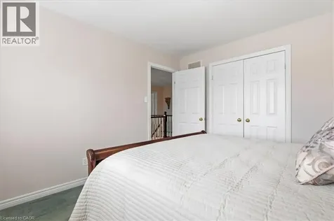 54 Woodcrest Court Kitchener ON N2P 2K2