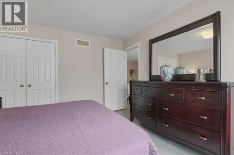 54 Woodcrest Court Kitchener ON N2P 2K2