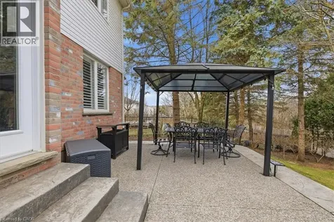 54 Woodcrest Court Kitchener ON N2P 2K2