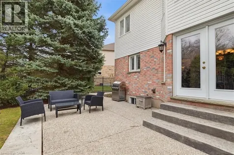 54 Woodcrest Court Kitchener ON N2P 2K2