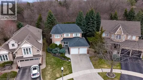 54 Woodcrest Court Kitchener ON N2P 2K2