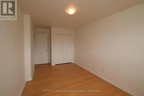 176 Henry Street Brantford ON N3S 5C8