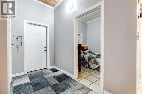 402 Oak Street East Leamington ON N8H 4V4