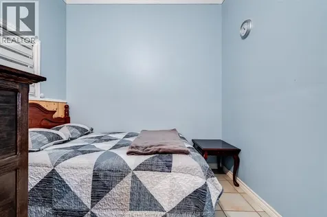 402 Oak Street East Leamington ON N8H 4V4