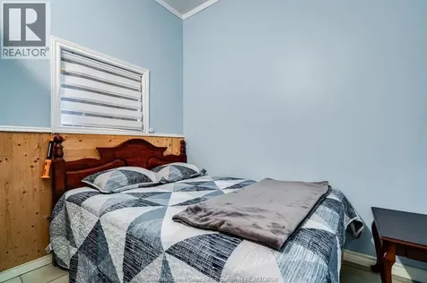 402 Oak Street East Leamington ON N8H 4V4