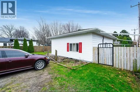 402 Oak Street East Leamington ON N8H 4V4