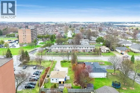 402 Oak Street East Leamington ON N8H 4V4