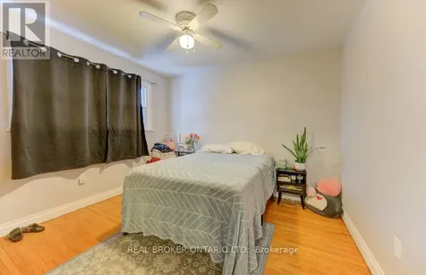 109 Eton Drive Kitchener ON N2B 1N1