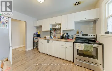 109 Eton Drive Kitchener ON N2B 1N1