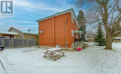 109 Eton Drive Kitchener ON N2B 1N1