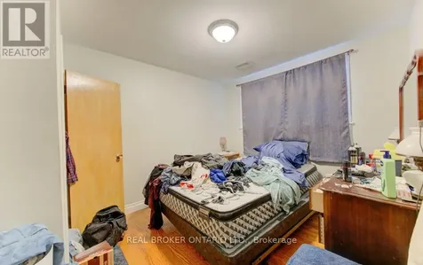 109 Eton Drive Kitchener ON N2B 1N1
