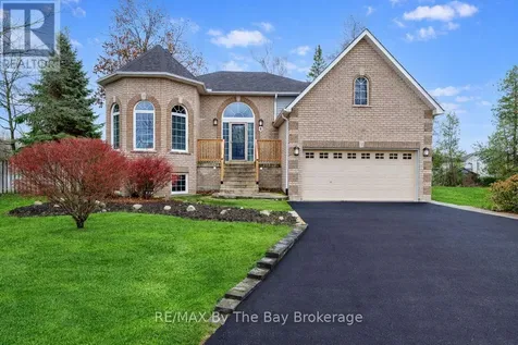 6 Deerrun Place Wasaga Beach ON L9Z 1H8