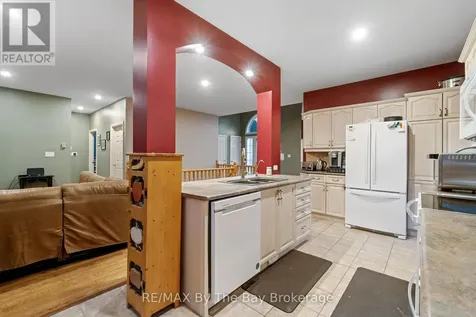 6 Deerrun Place Wasaga Beach ON L9Z 1H8