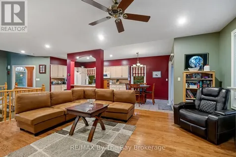 6 Deerrun Place Wasaga Beach ON L9Z 1H8