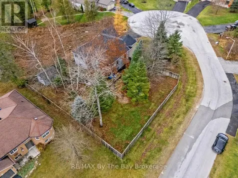 6 Deerrun Place Wasaga Beach ON L9Z 1H8