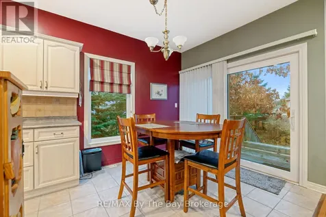 6 Deerrun Place Wasaga Beach ON L9Z 1H8