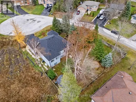 6 Deerrun Place Wasaga Beach ON L9Z 1H8