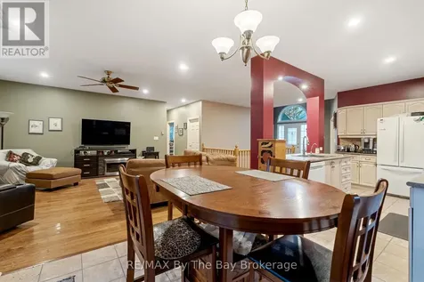 6 Deerrun Place Wasaga Beach ON L9Z 1H8