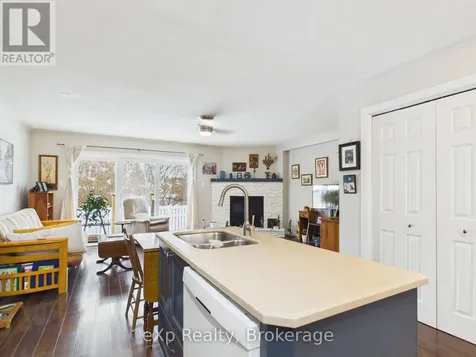 83 Victoria Street Meaford ON N4L 1R4
