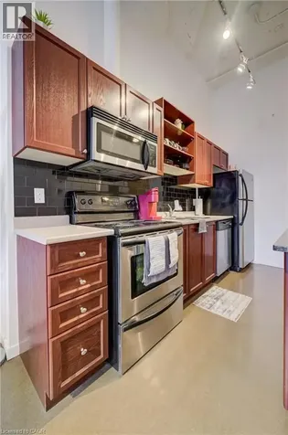 410 King Street West Kitchener ON N2G 1C3