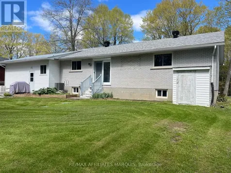 39 Golf Club Road Rideau Lakes ON K7A 4S5