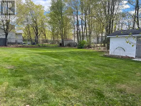 39 Golf Club Road Rideau Lakes ON K7A 4S5