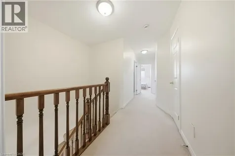 35 Thames Way Mount Hope ON L0R 1W0