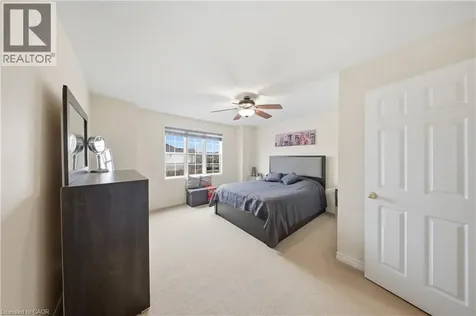35 Thames Way Mount Hope ON L0R 1W0