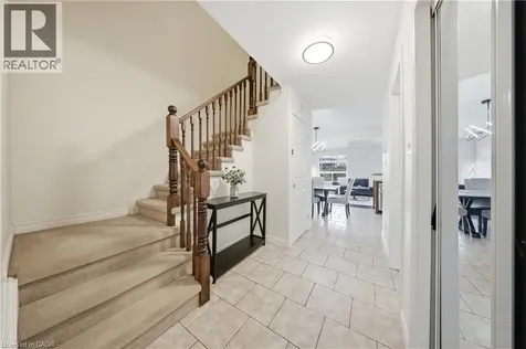 35 Thames Way Mount Hope ON L0R 1W0