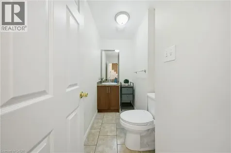 35 Thames Way Mount Hope ON L0R 1W0