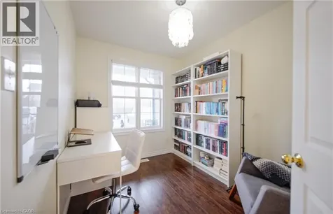 35 Thames Way Mount Hope ON L0R 1W0