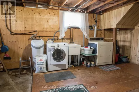 458523 8 Corners Meaford ON N4K 5W4