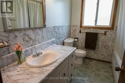 458523 8 Corners Meaford ON N4K 5W4