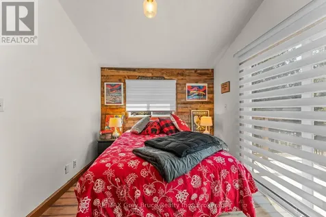 1535 15 Sideroad South Bruce Peninsula ON N0H 2T0