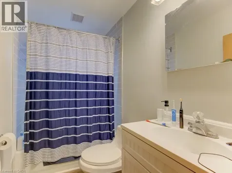 109 Eton Drive Kitchener ON N2B 1N1