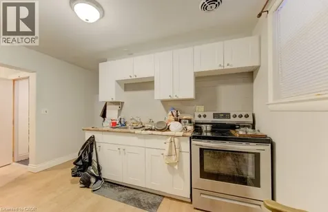 109 Eton Drive Kitchener ON N2B 1N1