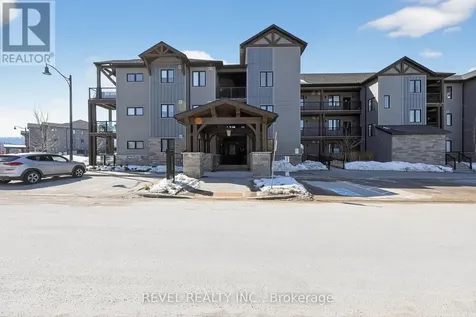 10 Beausoleil Lane Blue Mountains ON L9Y 2X5