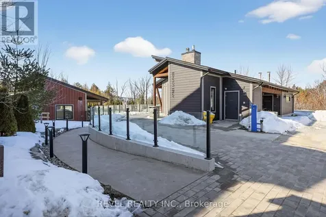 10 Beausoleil Lane Blue Mountains ON L9Y 2X5