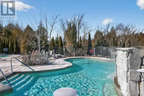 10 Beausoleil Lane Blue Mountains ON L9Y 2X5