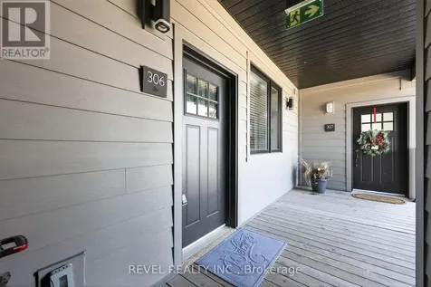 10 Beausoleil Lane Blue Mountains ON L9Y 2X5