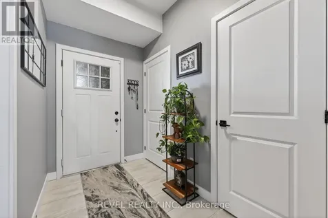 10 Beausoleil Lane Blue Mountains ON L9Y 2X5