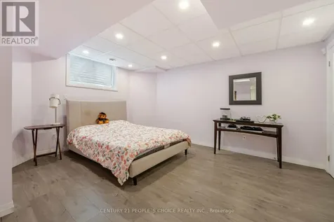 52 Canning Crescent Cambridge ON N1T 1X2