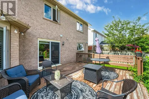 52 Canning Crescent Cambridge ON N1T 1X2