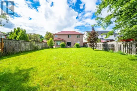 52 Canning Crescent Cambridge ON N1T 1X2