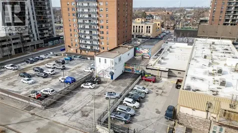 762 Ouellette Avenue Windsor ON N9A 1C2