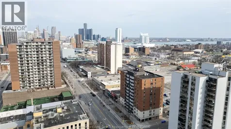 762 Ouellette Avenue Windsor ON N9A 1C2