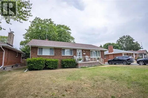 7 Gladstone Avenue Leamington ON N9Y 2H4