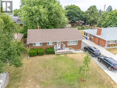 7 Gladstone Avenue Leamington ON N9Y 2H4