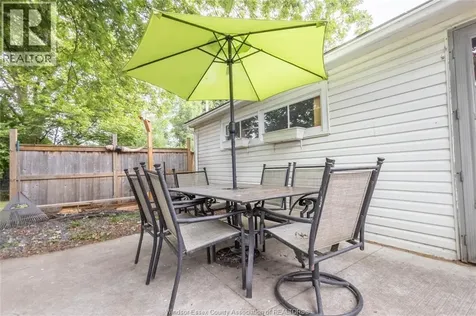 7 Gladstone Avenue Leamington ON N9Y 2H4