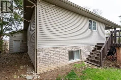 30 St Michael Avenue Chatham ON N7M 2E4